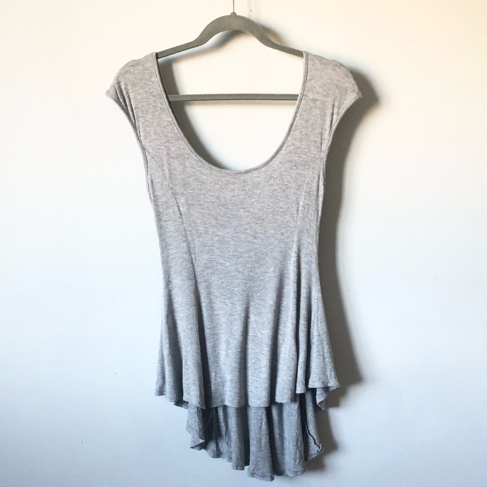 Lovely 153 Gray High Low Scoop Neck Tank Size Small